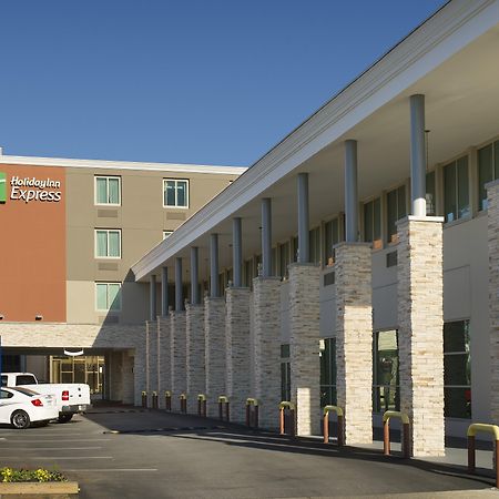Holiday Inn Express Baltimore At The Stadiums By Ihg Extérieur photo